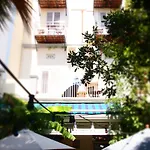 Privat Liberty Szálloda 2*