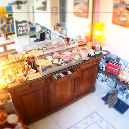 Privat Liberty 酒店 锡切斯