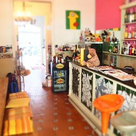 Privat Liberty 酒店 锡切斯